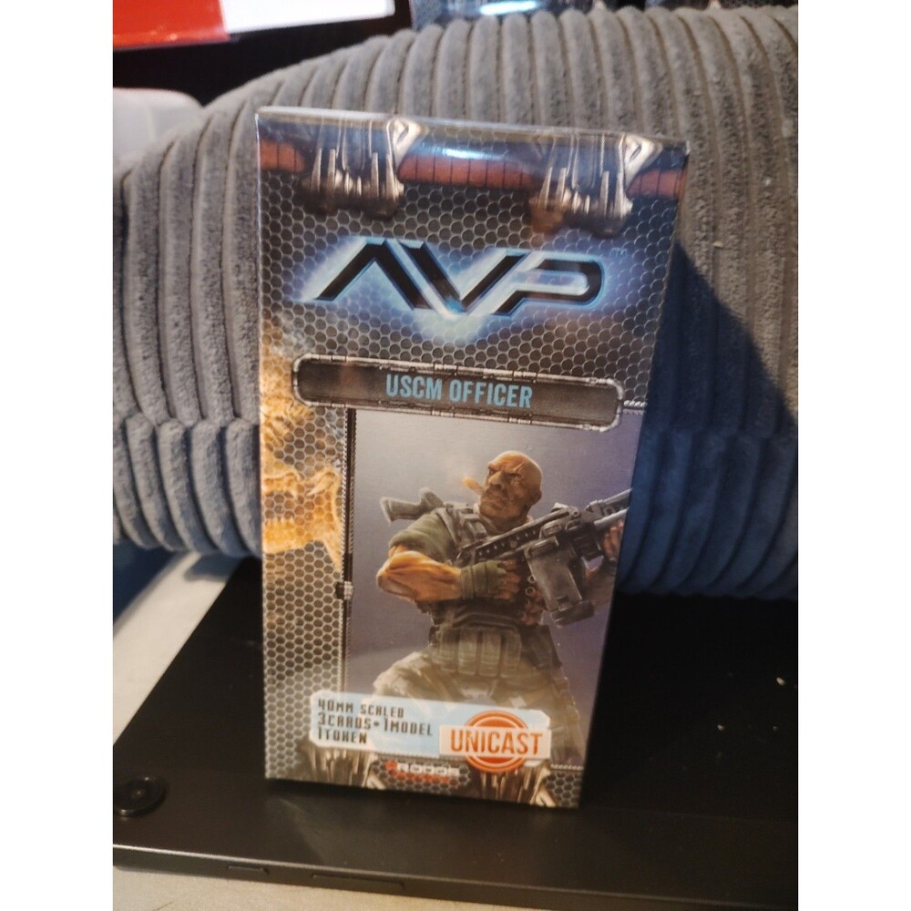 Prodos Games AVP USCM Officer New in package 2019